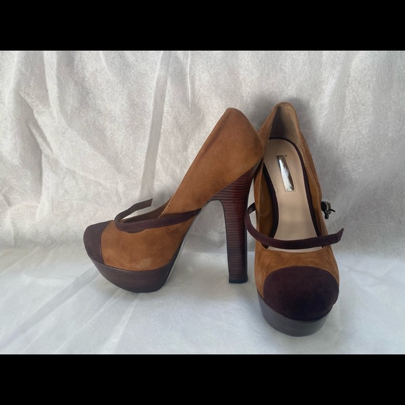 H by Halston “two-toned” Platform Heels - Picture 3 of 12